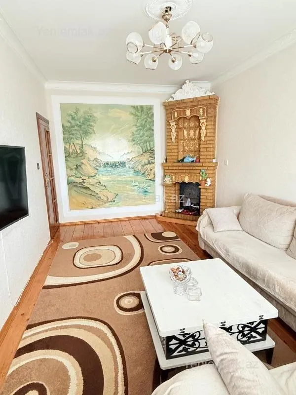 Satılır 3 otaqlı köhnə tikili 65 m²