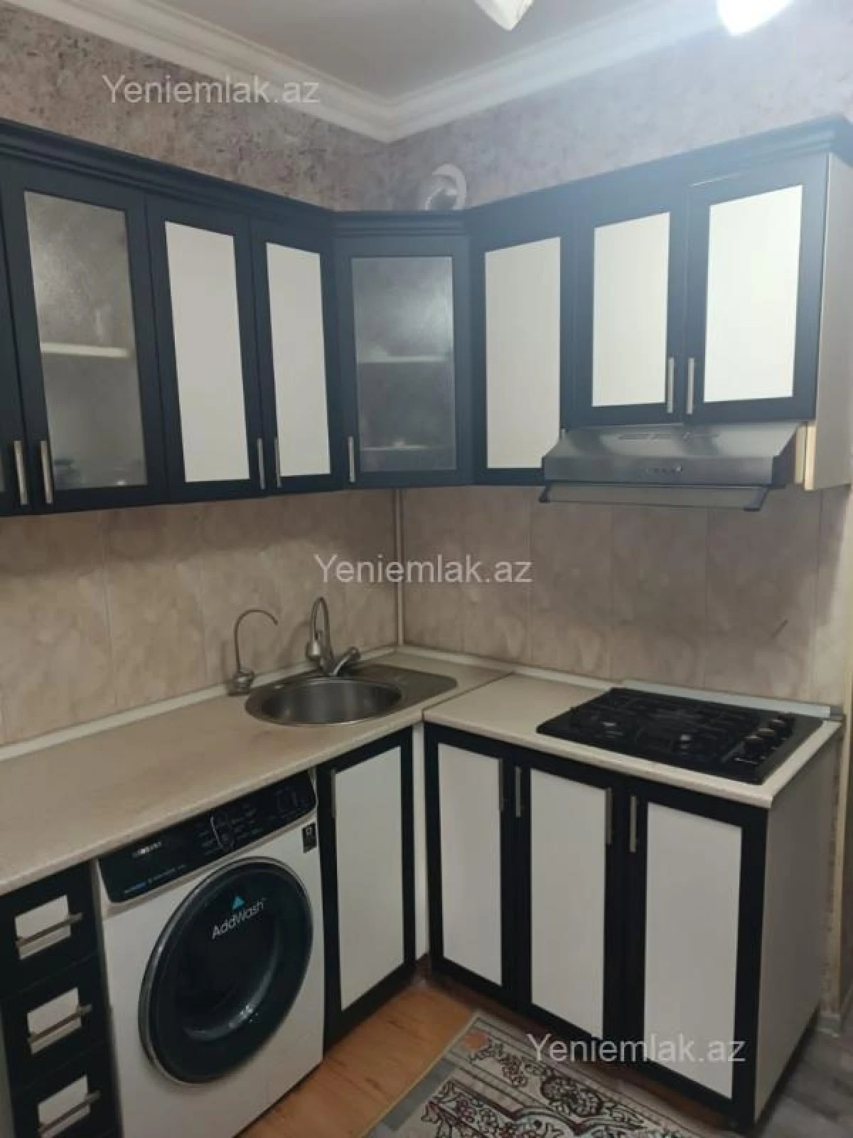 Satılır 3 otaqlı köhnə tikili 83 m²