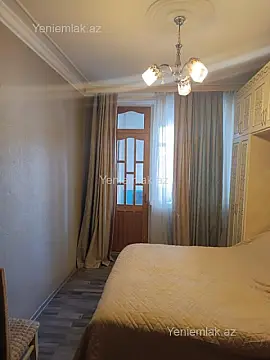 Satılır 3 otaqlı köhnə tikili 83 m²