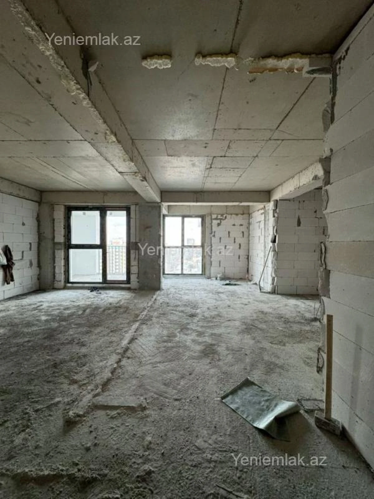 Satılır 15 otaqlı obyekt 1684 m²