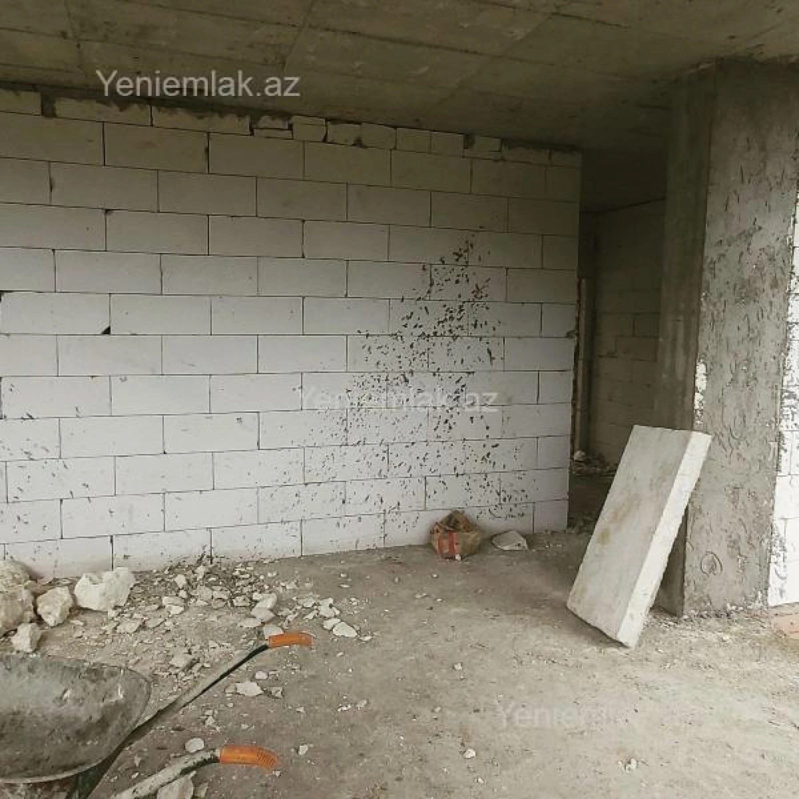 Satılır 15 otaqlı obyekt 1684 m²