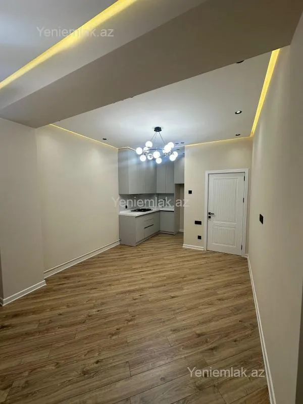 Satılır 2 otaqlı köhnə tikili 52 m²