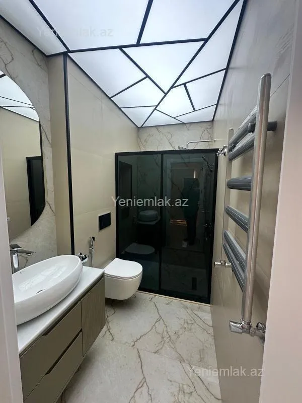 Satılır 2 otaqlı köhnə tikili 52 m²