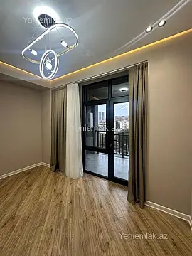 Satılır 2 otaqlı köhnə tikili 52 m²