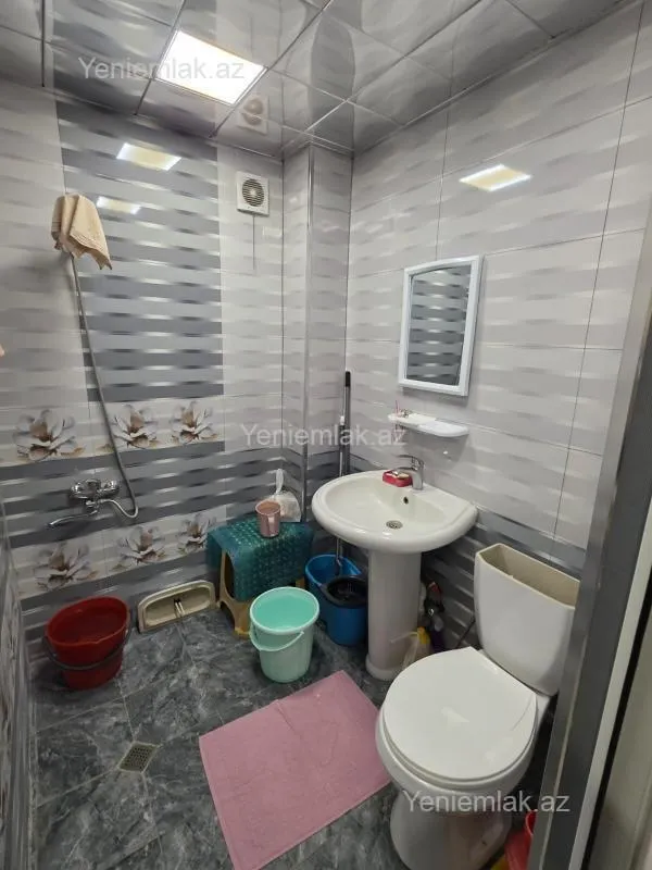 Satılır 1 otaqlı köhnə tikili 35 m²