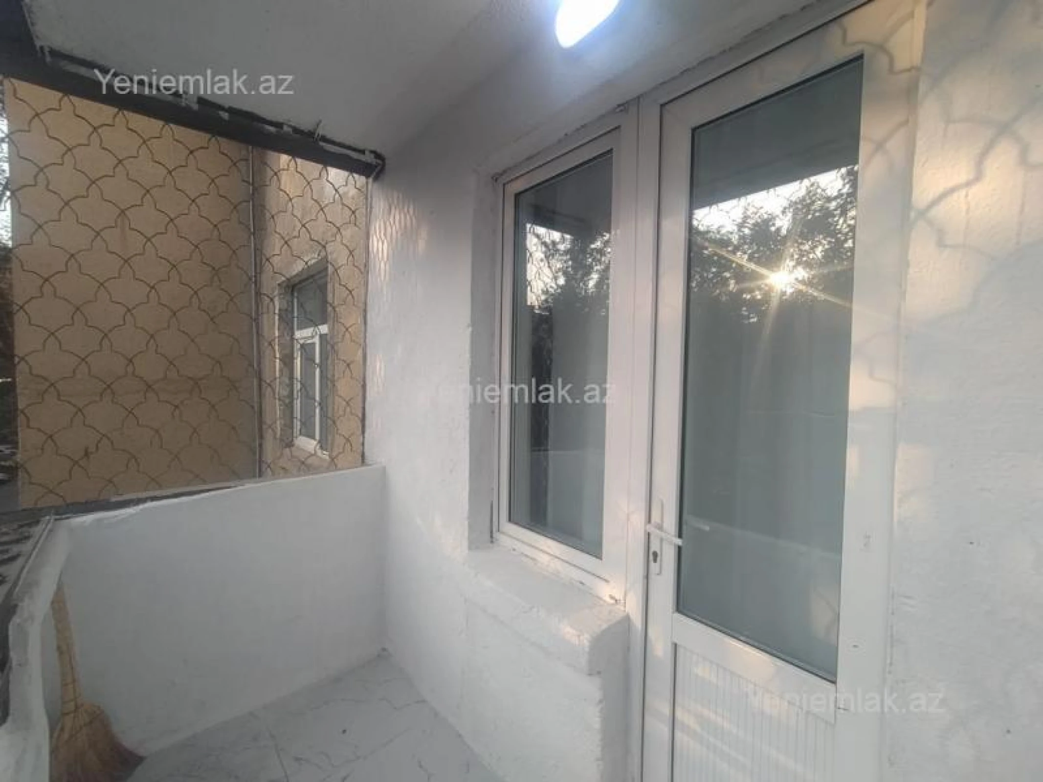 Satılır 3 otaqlı köhnə tikili 80 m²