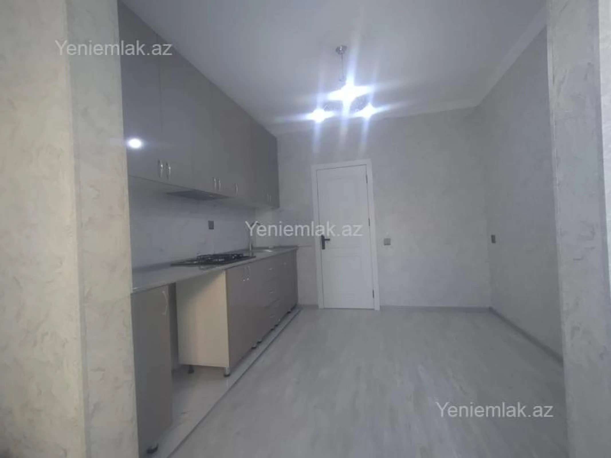 Satılır 3 otaqlı köhnə tikili 80 m²