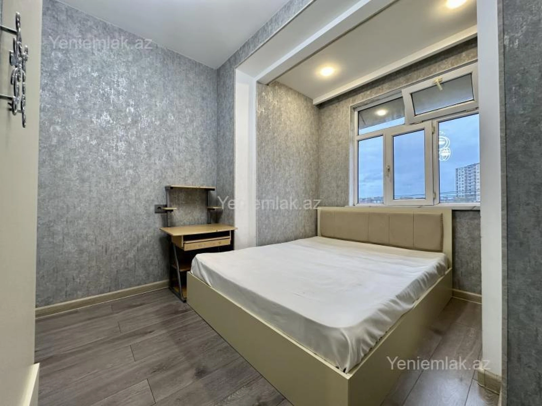 Satılır 2 otaqlı köhnə tikili 45 m²