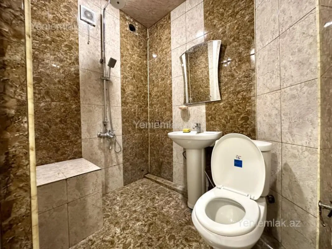 Satılır 2 otaqlı köhnə tikili 45 m²