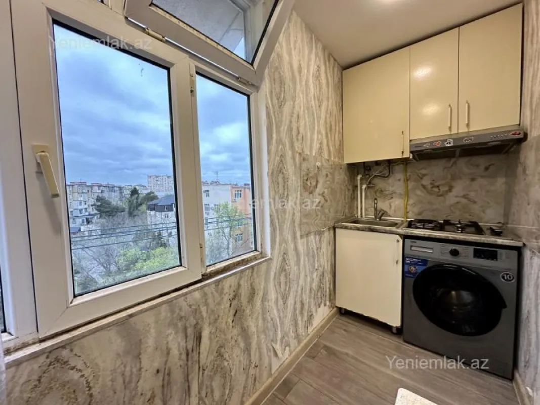 Satılır 2 otaqlı köhnə tikili 45 m²