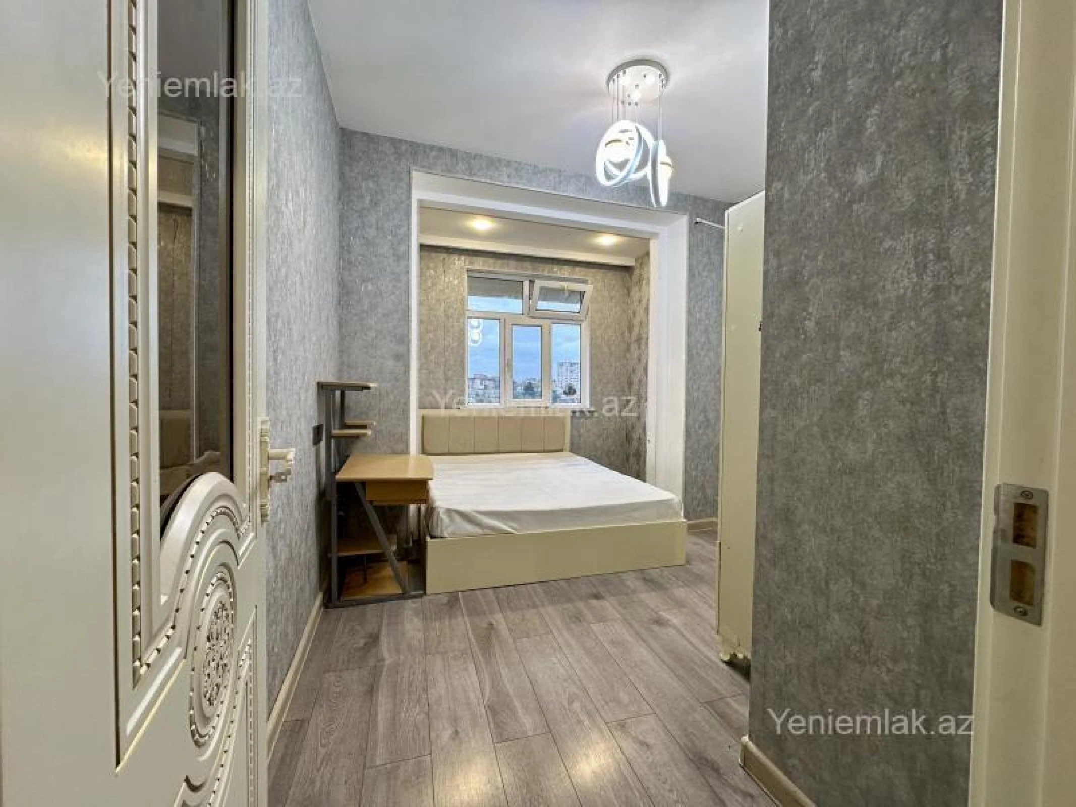 Satılır 2 otaqlı köhnə tikili 45 m²
