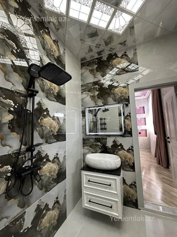 Satılır 4 otaqlı həyət evi 120 m²