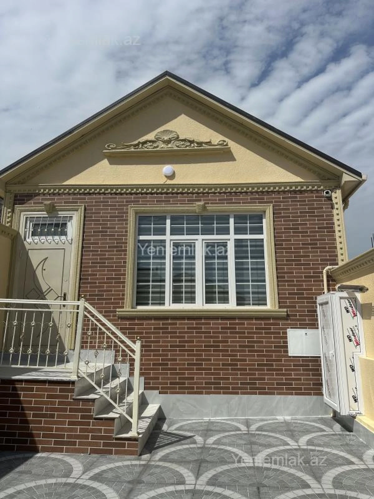 Satılır 4 otaqlı həyət evi 120 m²