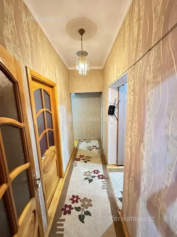 Satılır 3 otaqlı köhnə tikili 70 m²