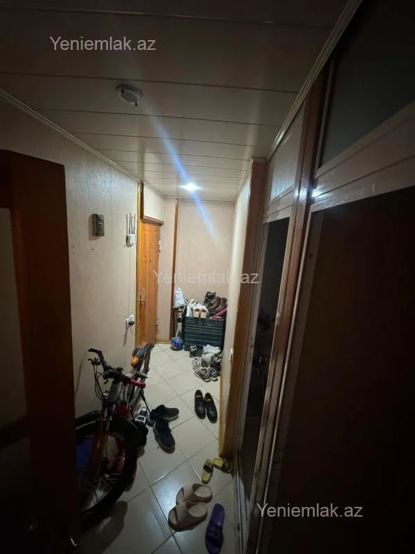 Satılır 2 otaqlı köhnə tikili 48 m²