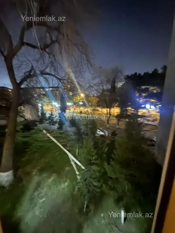 Satılır 2 otaqlı köhnə tikili 48 m²