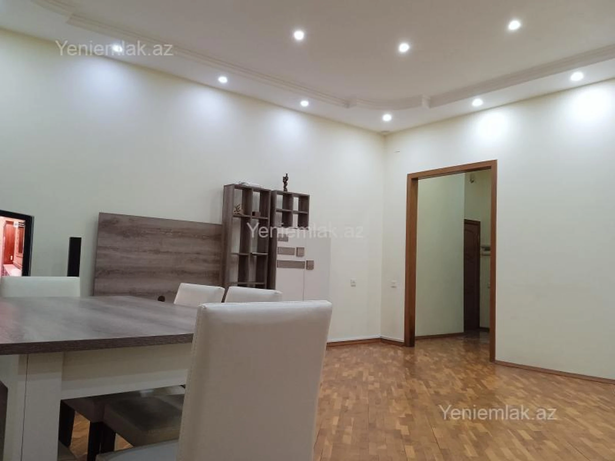 Satılır 2 otaqlı yeni tikili 90 m²