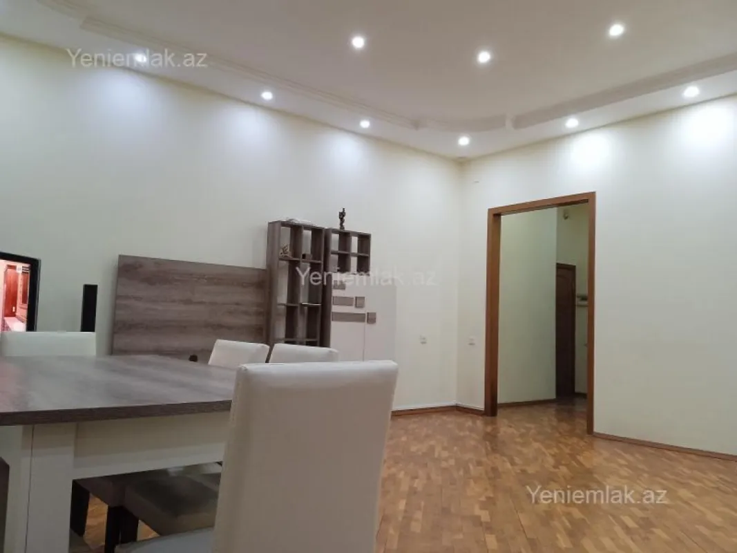 Satılır 2 otaqlı yeni tikili 90 m²