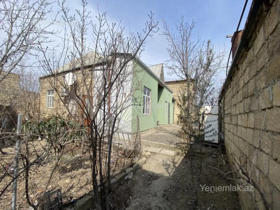 Satılır 5 otaqlı həyət evi 132 m²