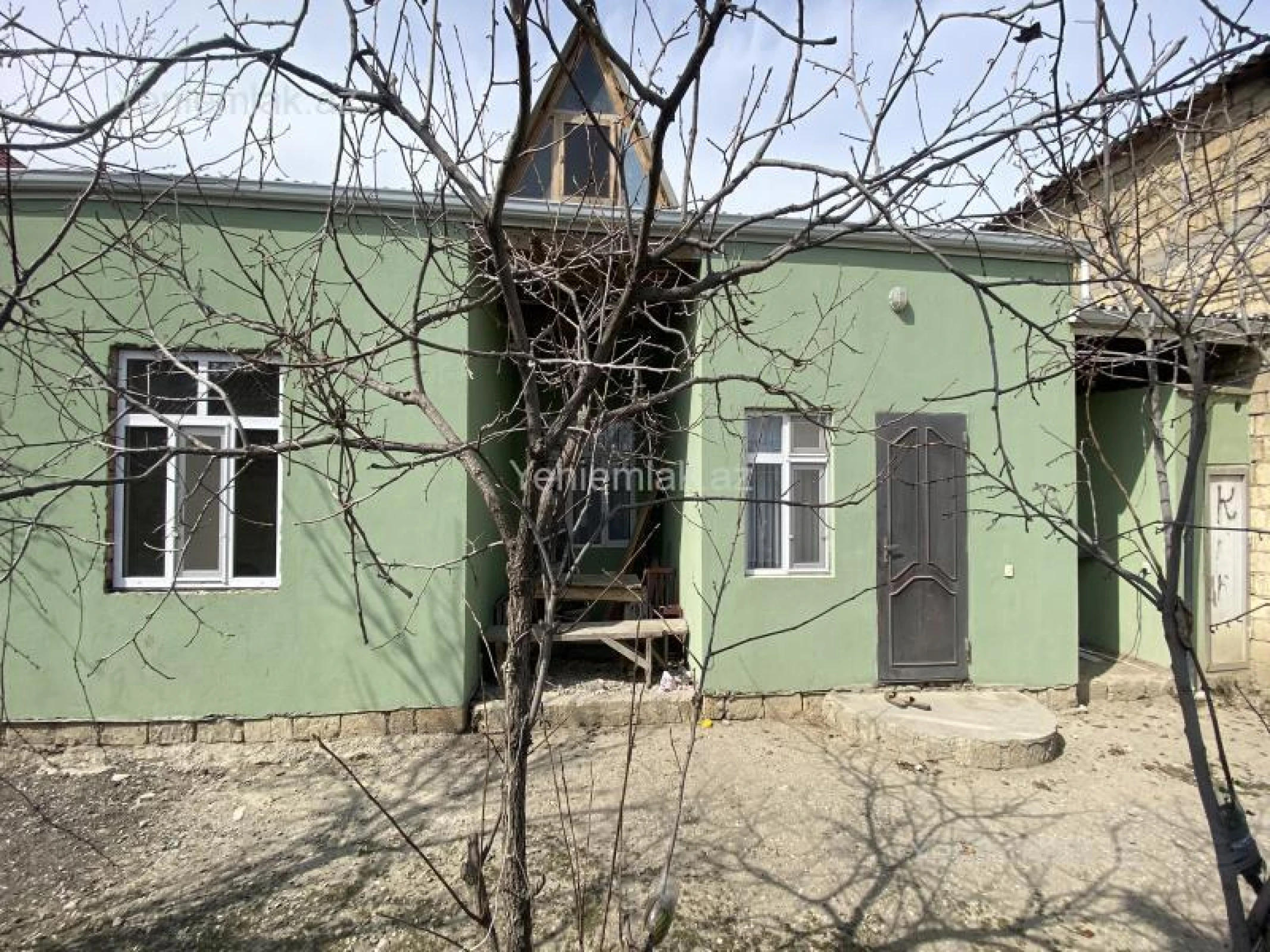 Satılır 5 otaqlı həyət evi 132 m²