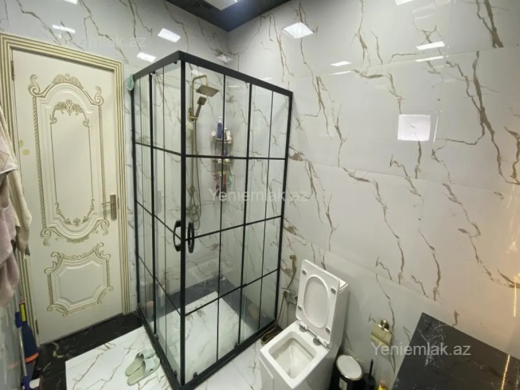 Satılır 5 otaqlı həyət evi 132 m²