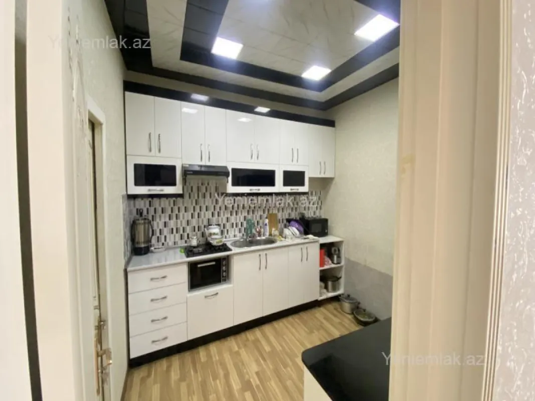 Satılır 5 otaqlı həyət evi 132 m²