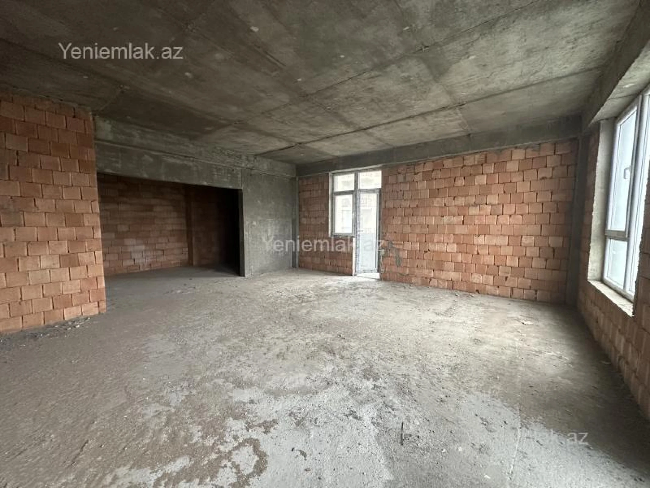 Satılır 2 otaqlı yeni tikili 72 m²