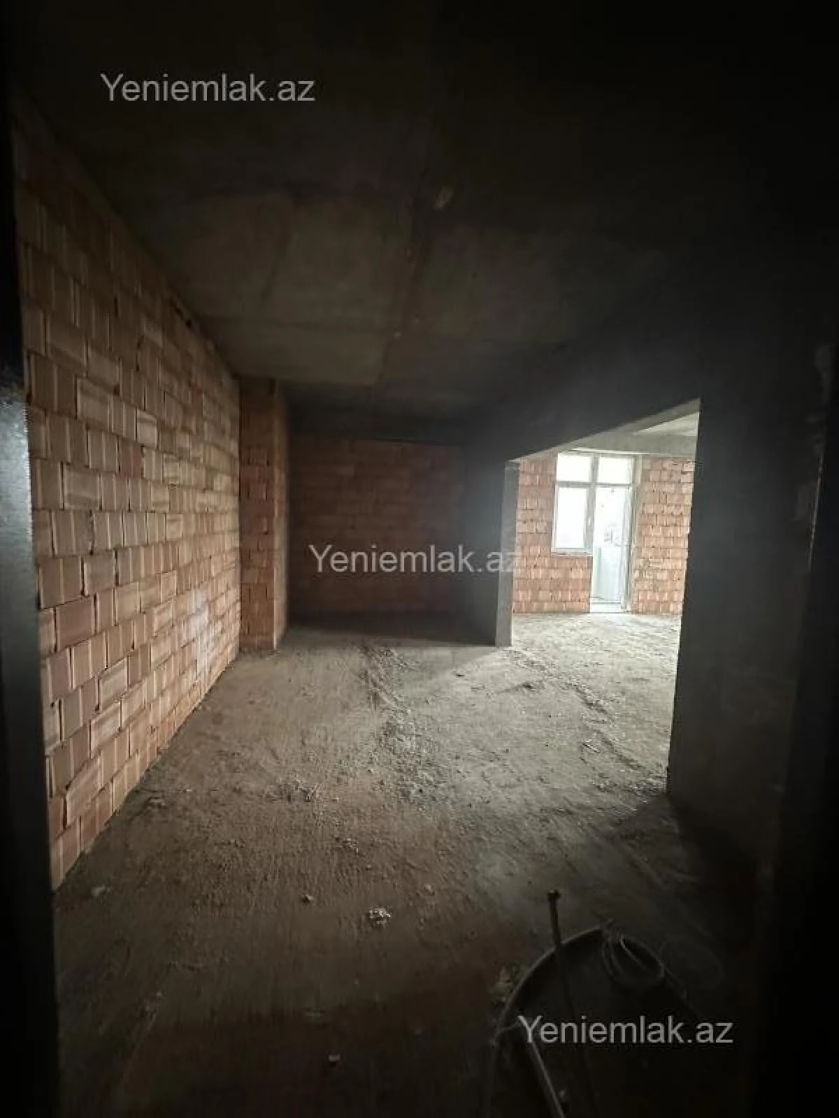 Satılır 2 otaqlı yeni tikili 72 m²