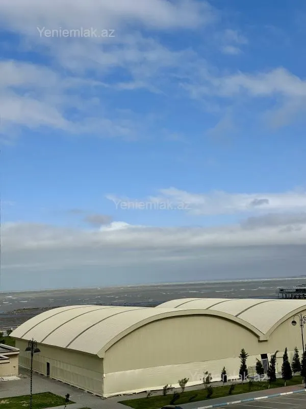 Satılır 2 otaqlı yeni tikili 72 m²