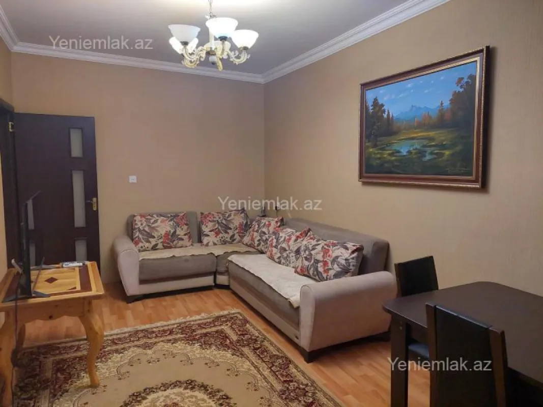 Satılır 2 otaqlı köhnə tikili 65 m²