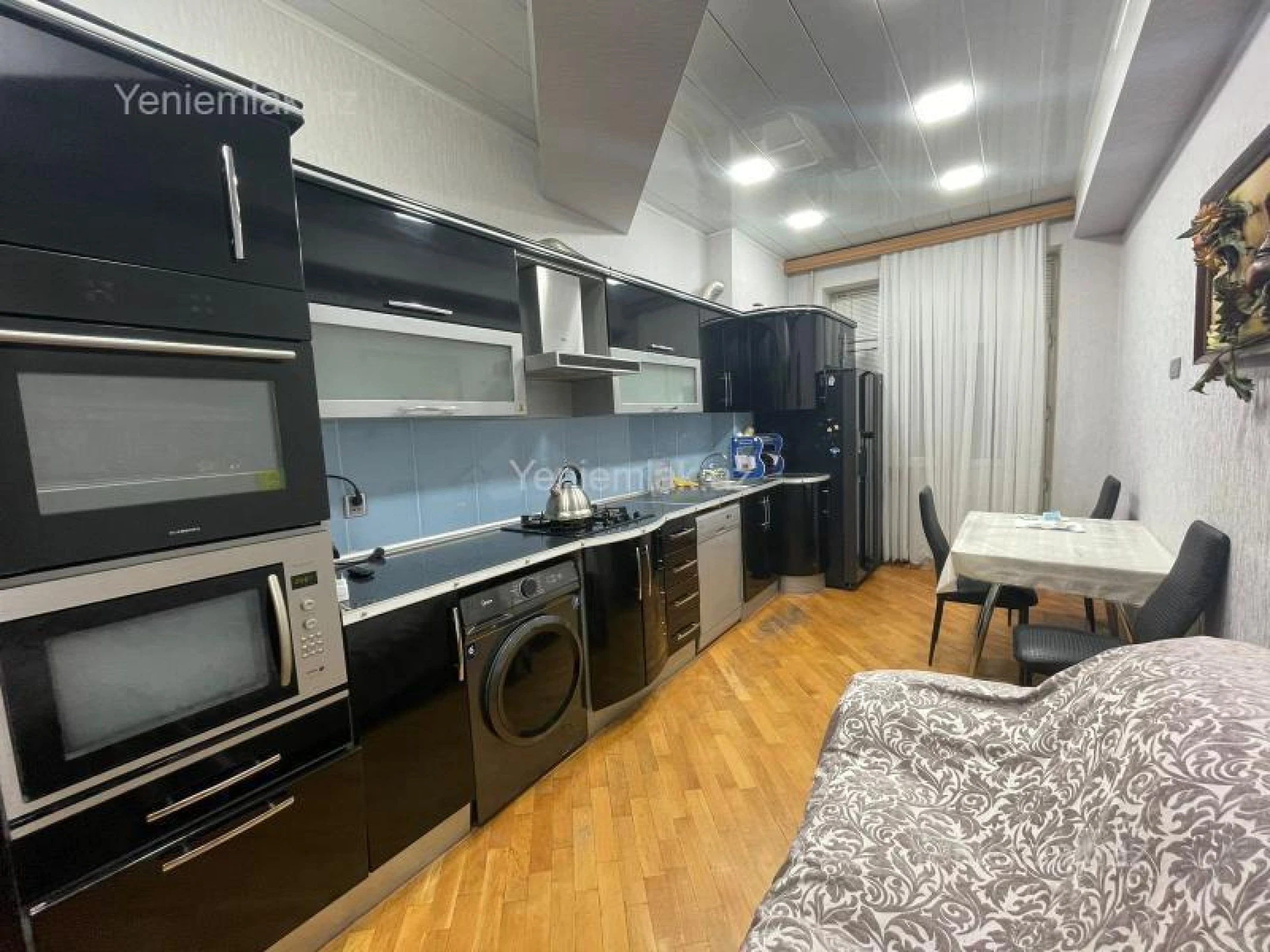 Satılır 3 otaqlı yeni tikili 117 m²