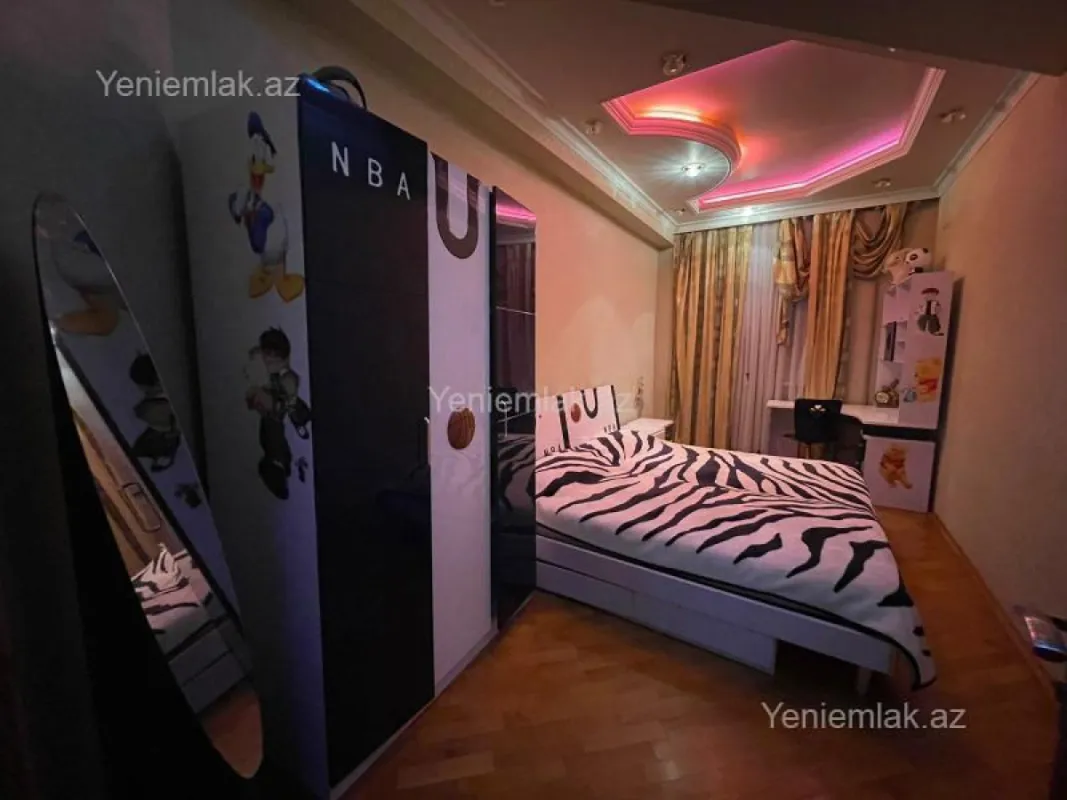 Satılır 3 otaqlı yeni tikili 117 m²