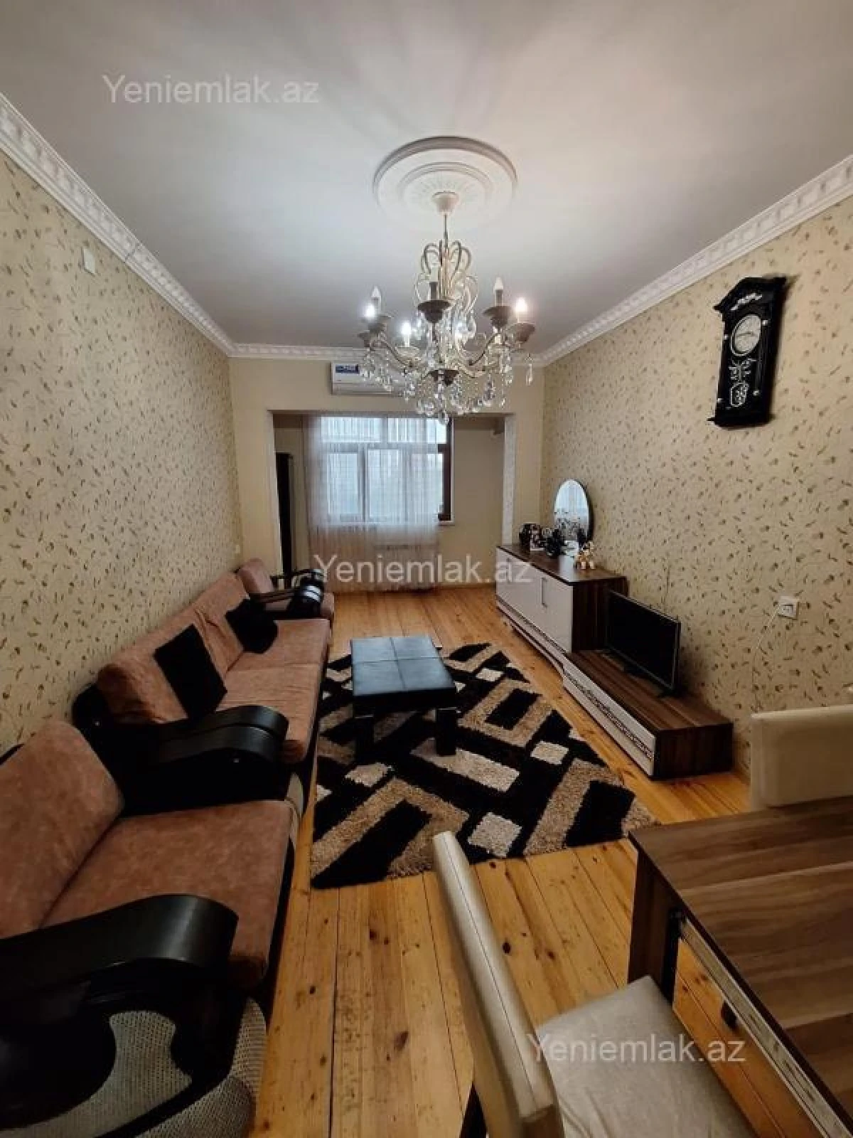 Satılır 2 otaqlı köhnə tikili 65 m²