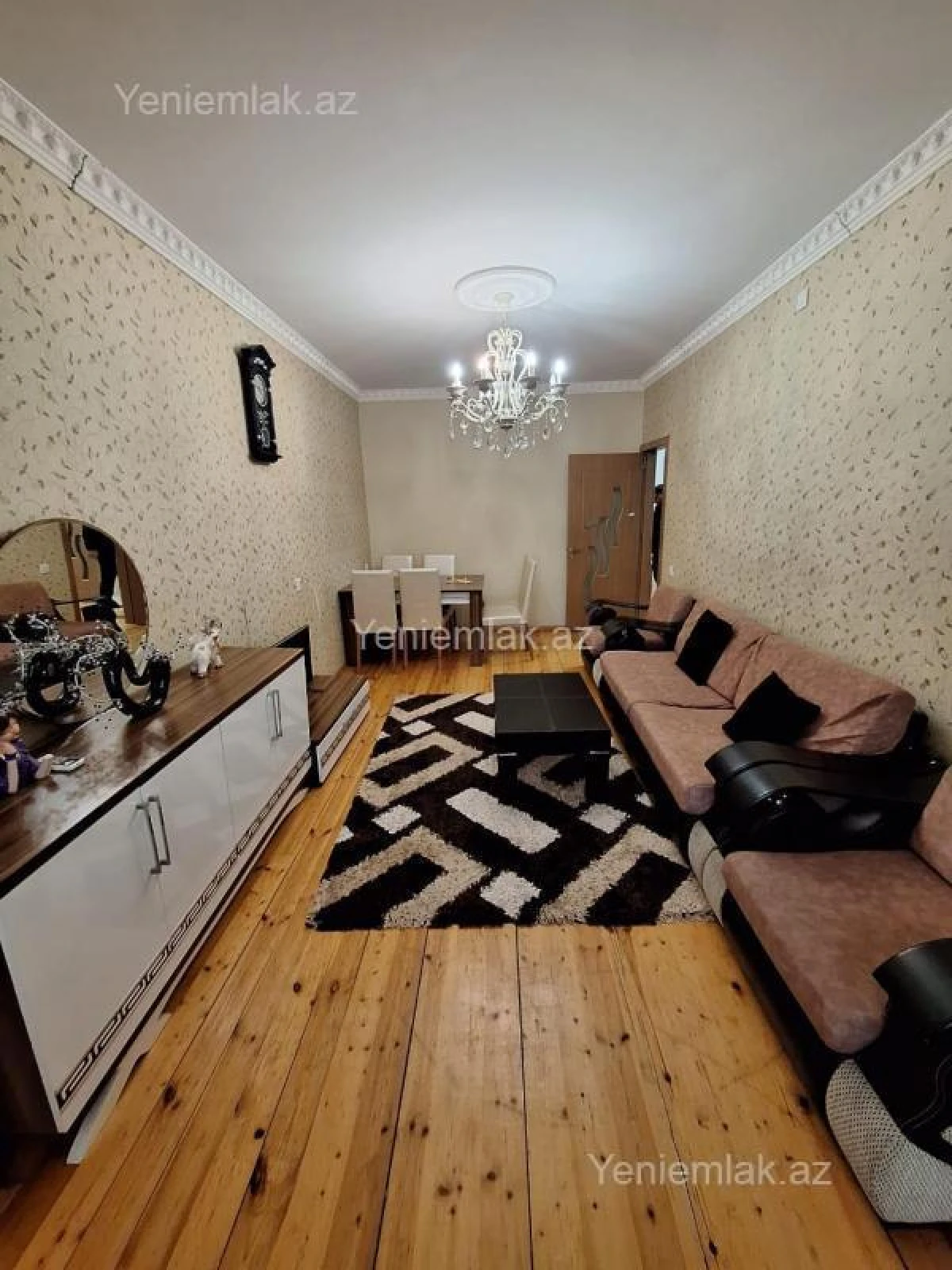 Satılır 2 otaqlı köhnə tikili 65 m²