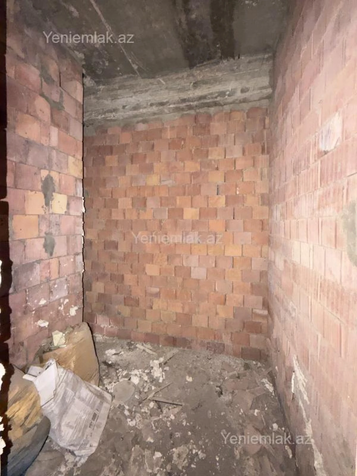 Satılır 1 otaqlı yeni tikili 72 m²