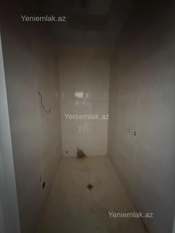 Satılır 3 otaqlı yeni tikili 107 m²