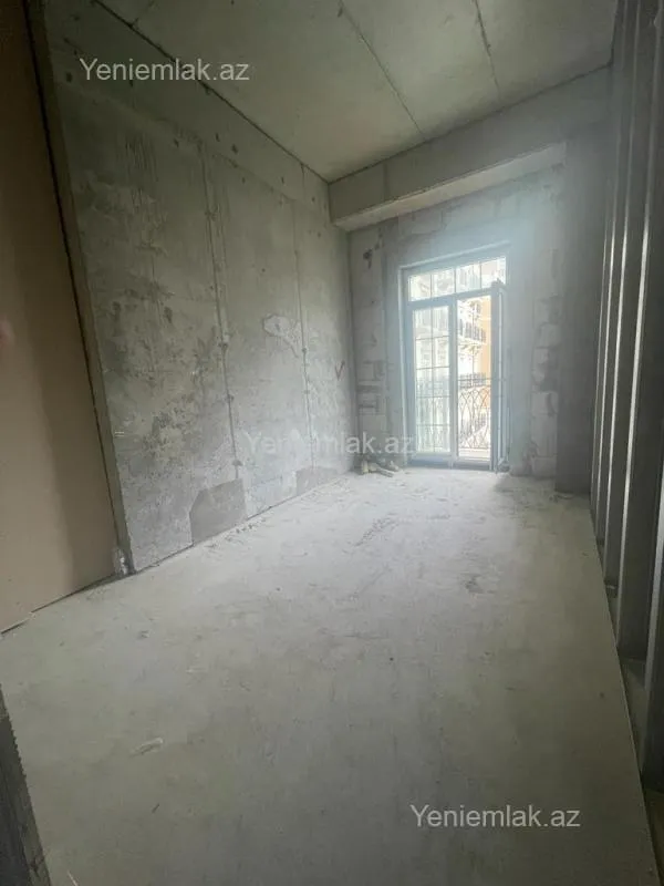 Satılır 4 otaqlı yeni tikili 120.5 m²