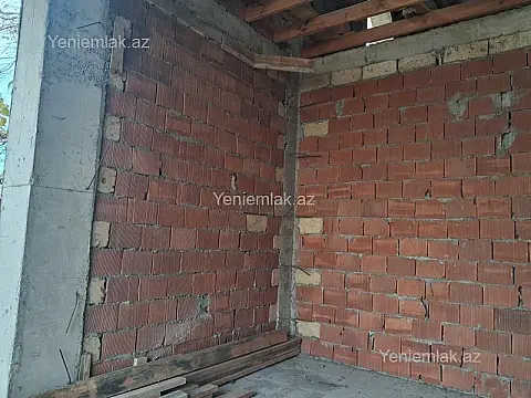 Satılır 5 otaqlı həyət evi 230 m²