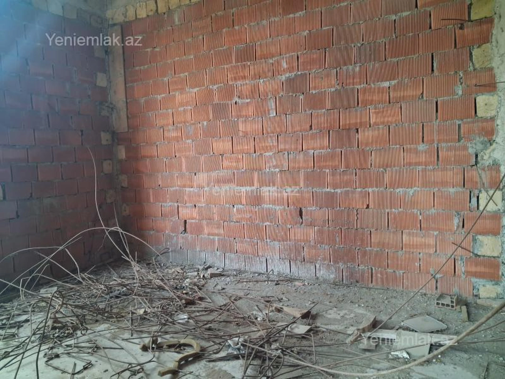 Satılır 5 otaqlı həyət evi 230 m²