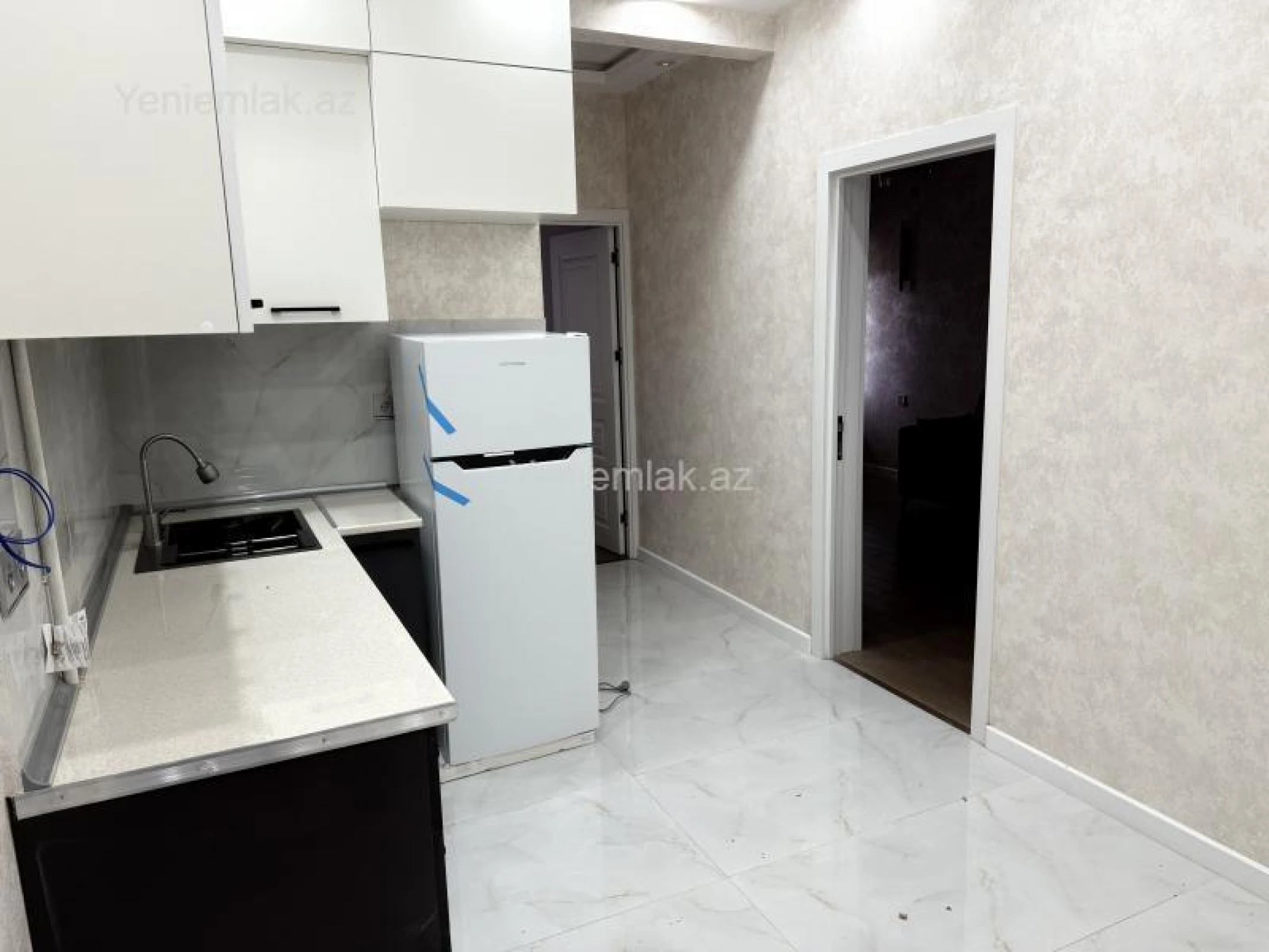 Satılır 4 otaqlı yeni tikili 45 m²