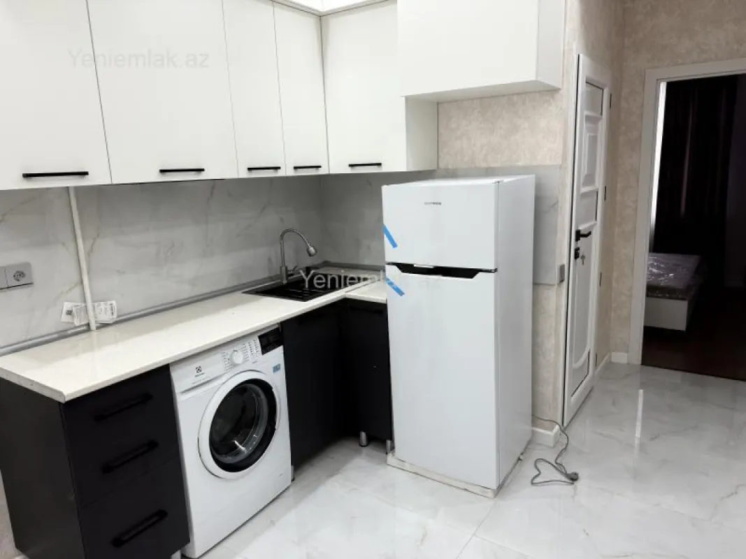Satılır 4 otaqlı yeni tikili 45 m²