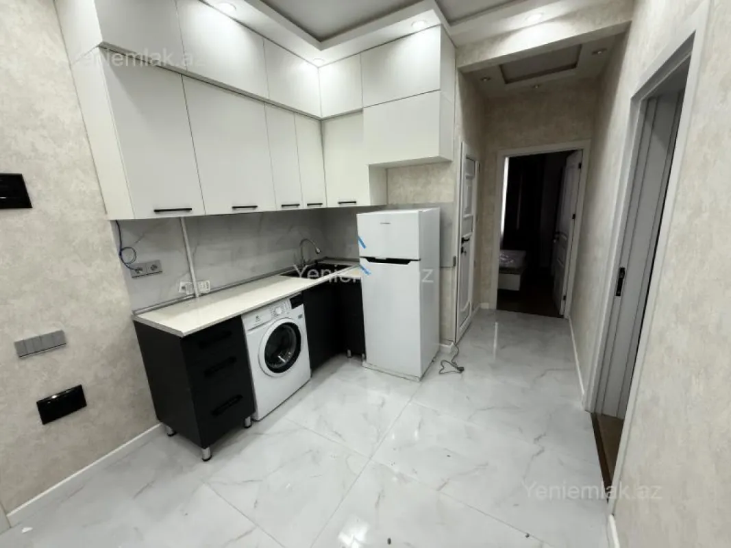Satılır 4 otaqlı yeni tikili 45 m²