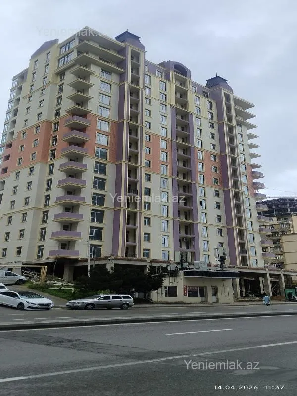 Satılır 3 otaqlı yeni tikili 111 m²