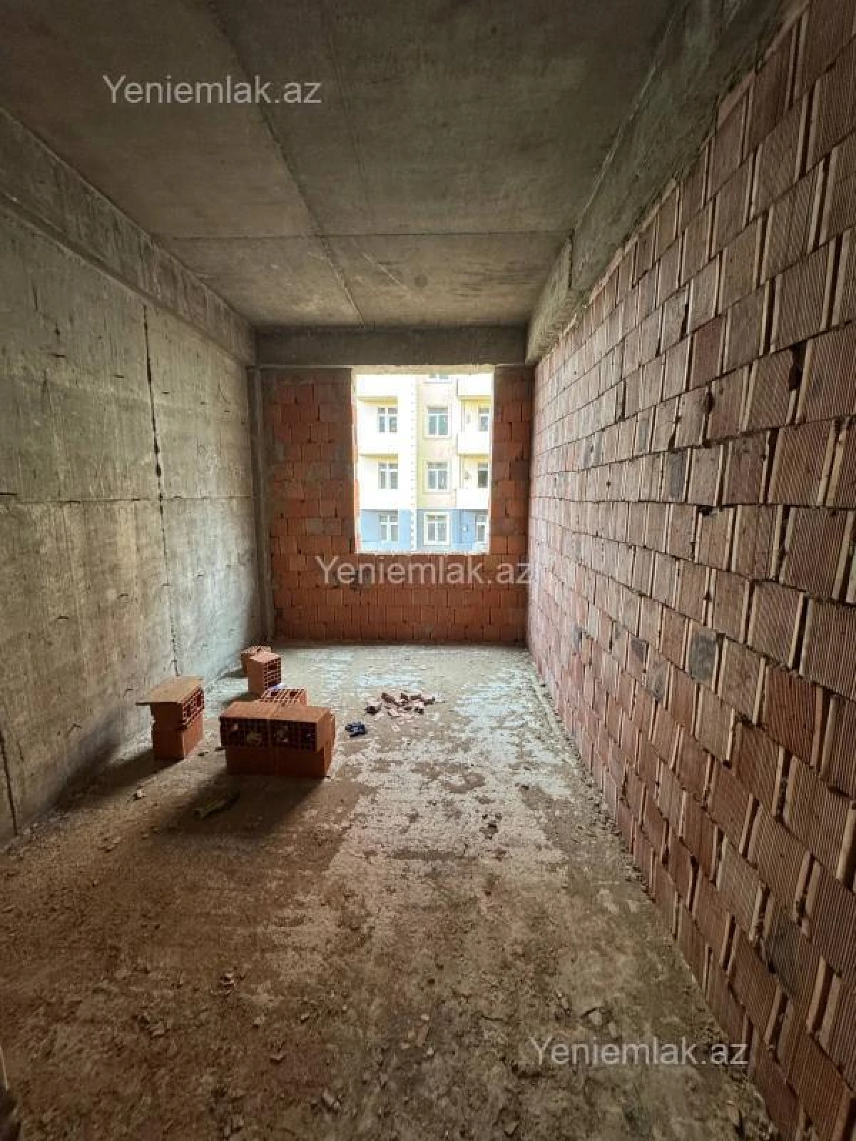 Satılır 1 otaqlı yeni tikili 50 m²