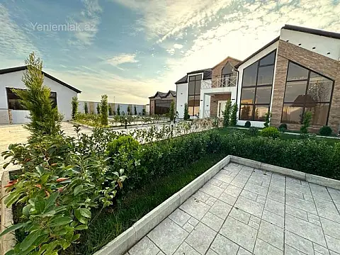 Satılır 7 otaqlı həyət evi 400 m²