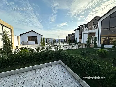 Satılır 7 otaqlı həyət evi 400 m²