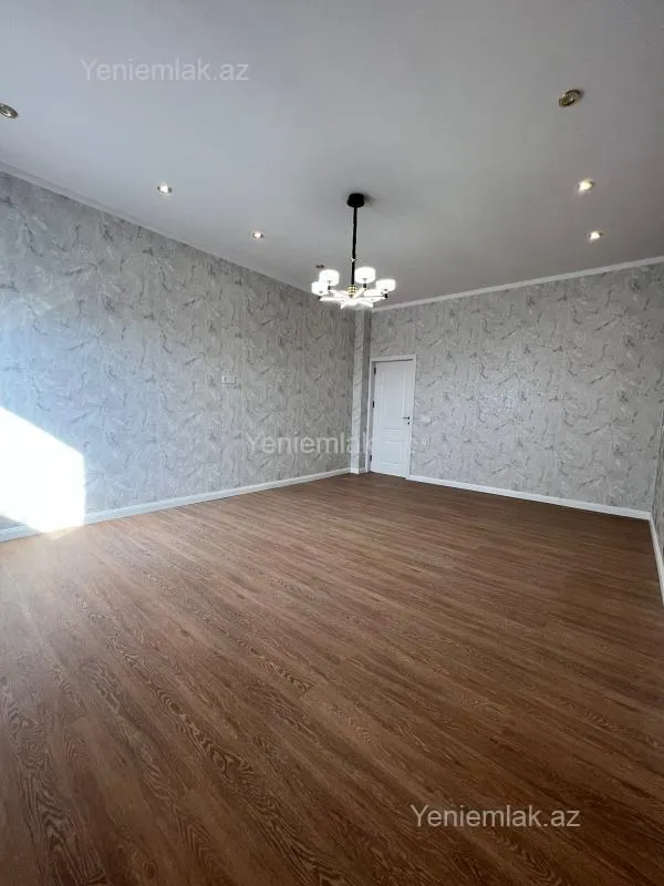 Satılır 7 otaqlı həyət evi 400 m²