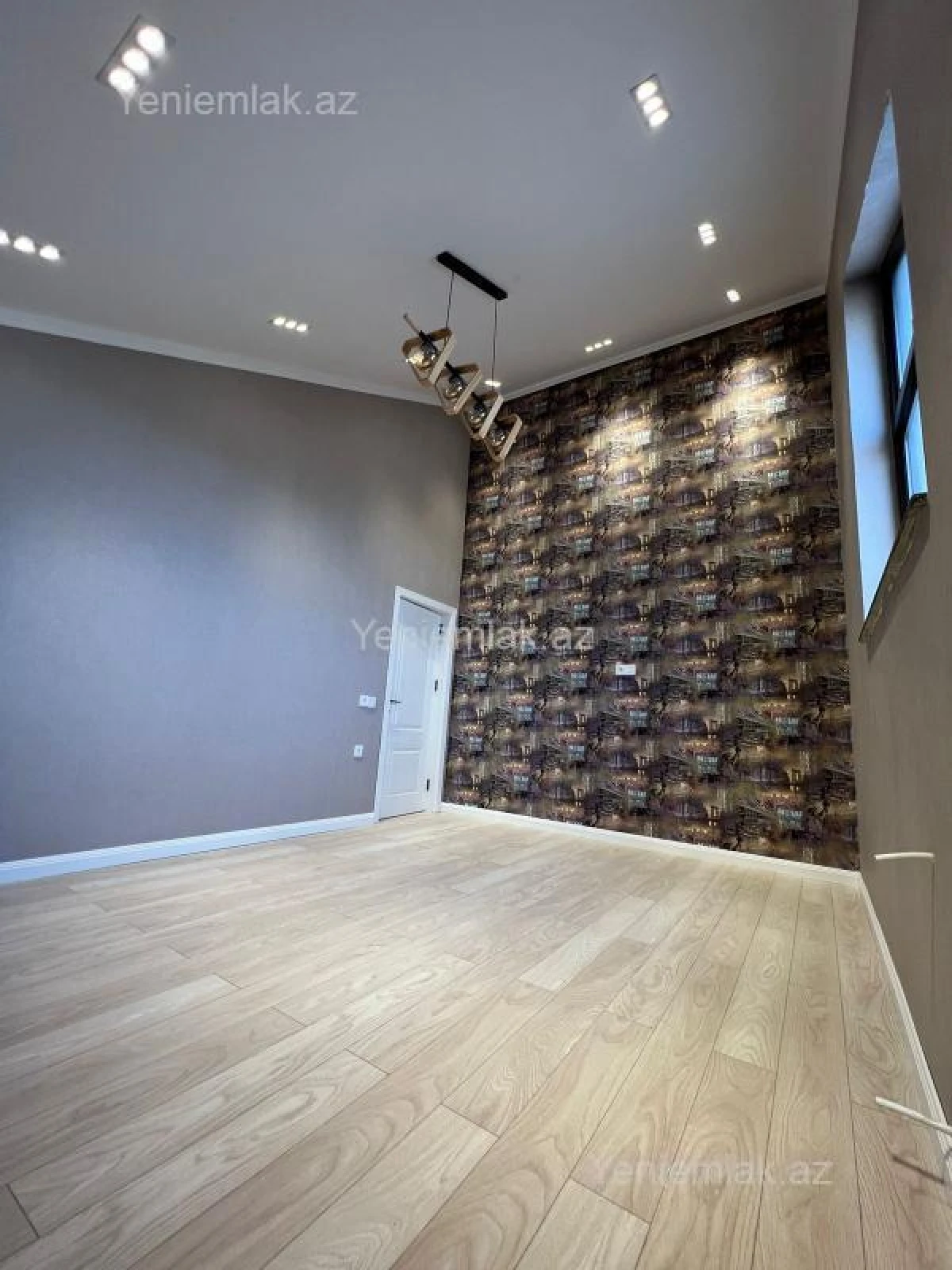 Satılır 7 otaqlı həyət evi 400 m²