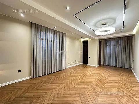 Satılır 3 otaqlı yeni tikili 140 m²