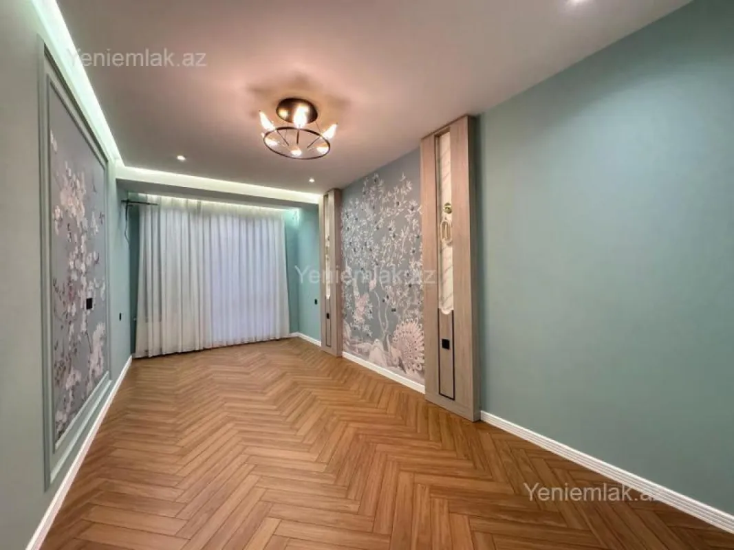 Satılır 3 otaqlı yeni tikili 140 m²